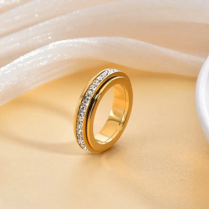 Spinner Ring – Smooth Rotating Band For Stylish Everyday Fidgeting