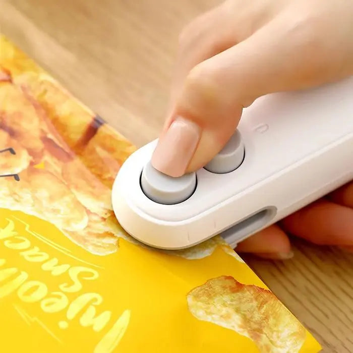 4-Pack 2-in-1 Portable Bag Sealers – USB Rechargeable & Easy to Use