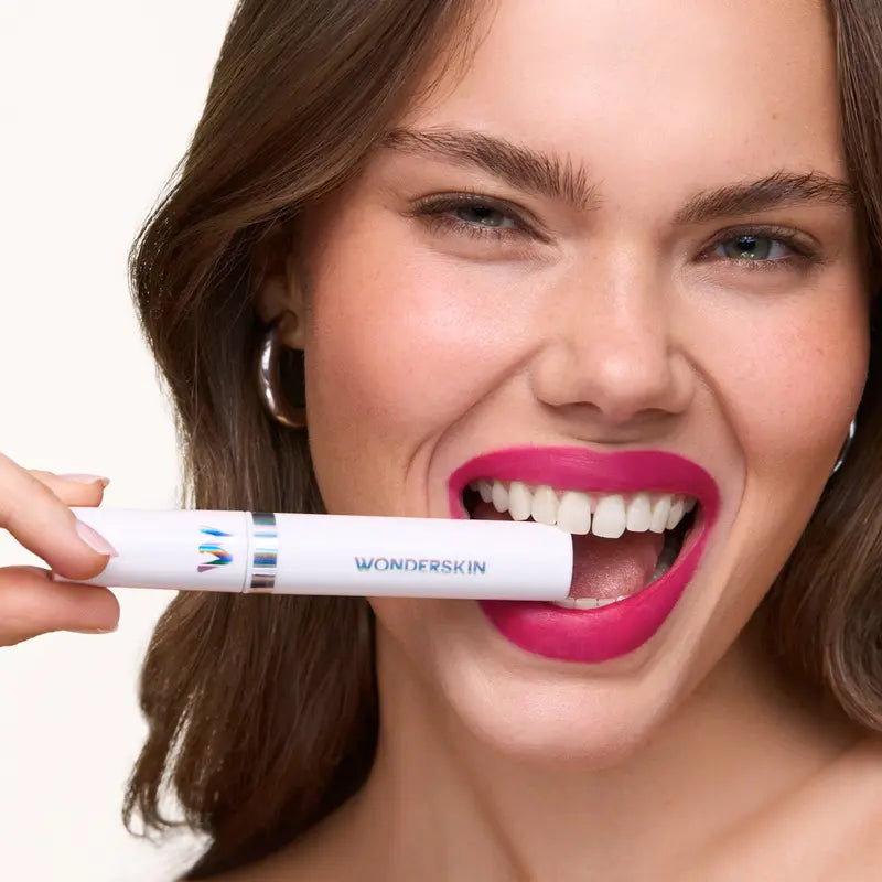Peel-Off Lip Stain - Color Blading Technology For Long-Lasting Transfer-Resistant Lips