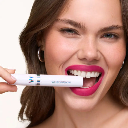 Peel-Off Lip Stain - Color Blading Technology For Long-Lasting Transfer-Resistant Lips